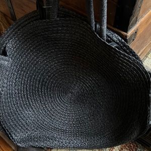 Black circle straw beach bag